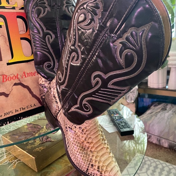 COPY - Python Men’s Boots - Picture 1 of 6